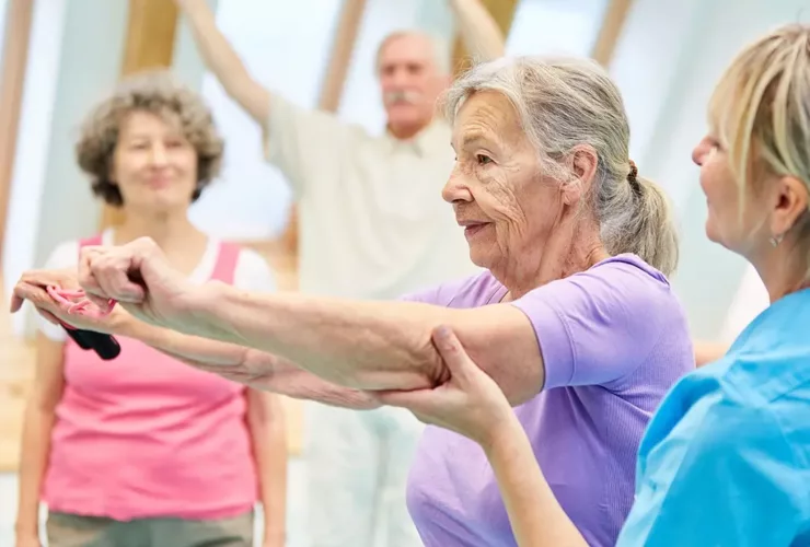Activité physique adaptée pour les personnes âgées